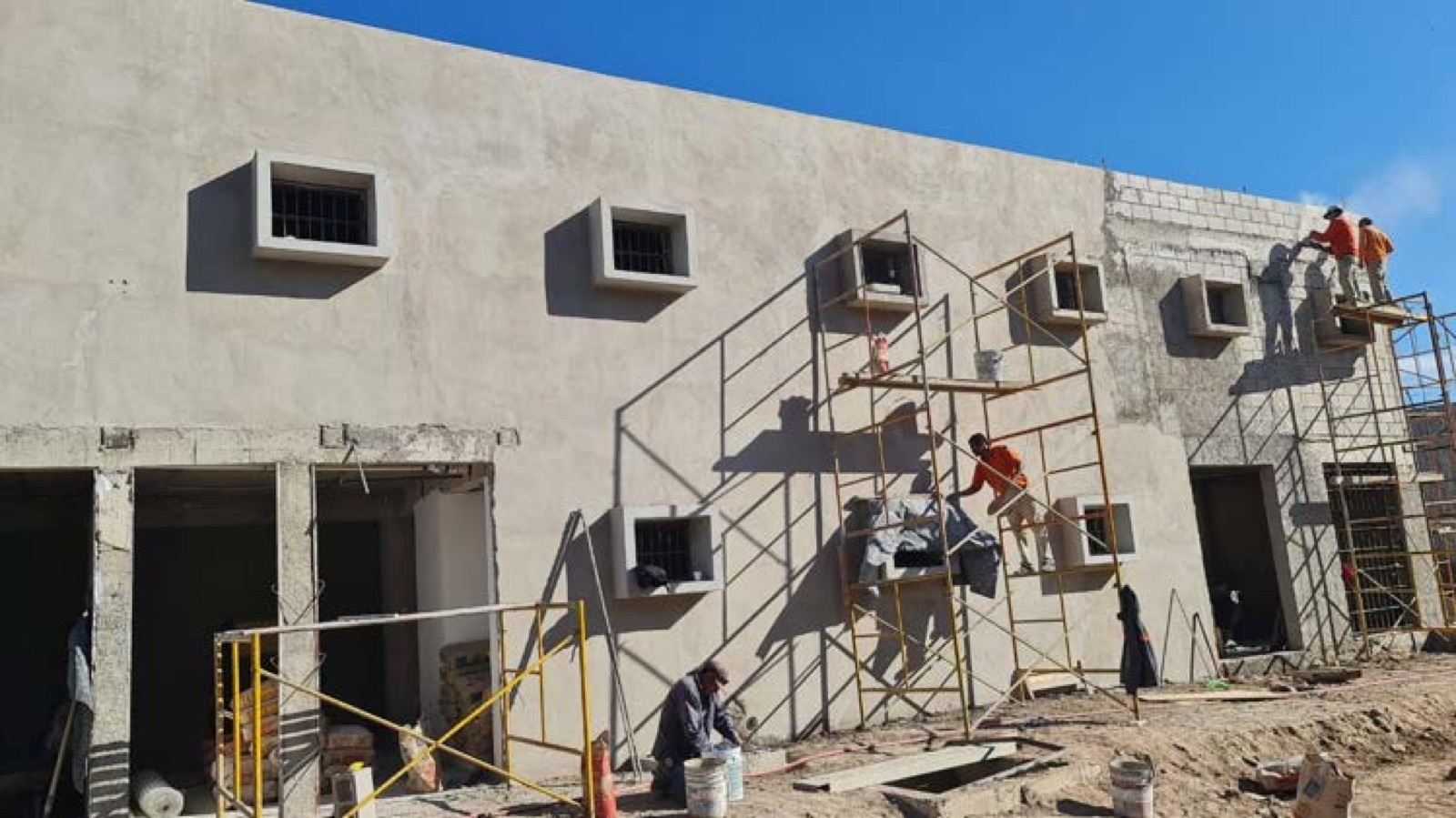 Construcción de baños con biodigestor, Moctezuma, Sonora